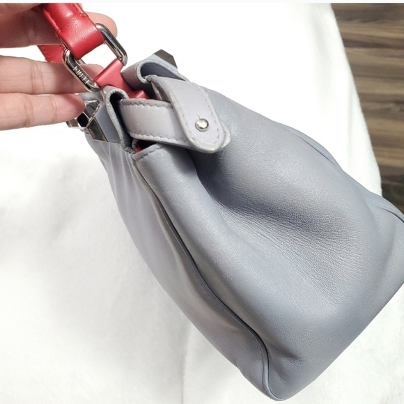 Fendi Peekaboo Top Handle Bag in Calf Leather - Picture 14 of 16